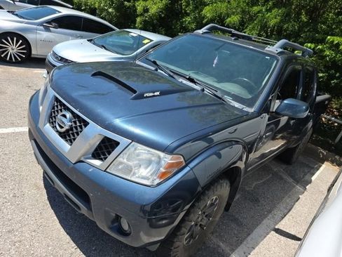 Used 2017 Nissan Frontier PRO-4X w/ Pro-4x Luxury Package AWD/4WD image 2