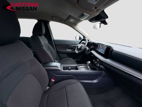 Used 2025 Nissan Kicks S FWD image 35