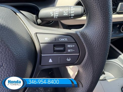 New 2027 Honda HR-V LX image 11