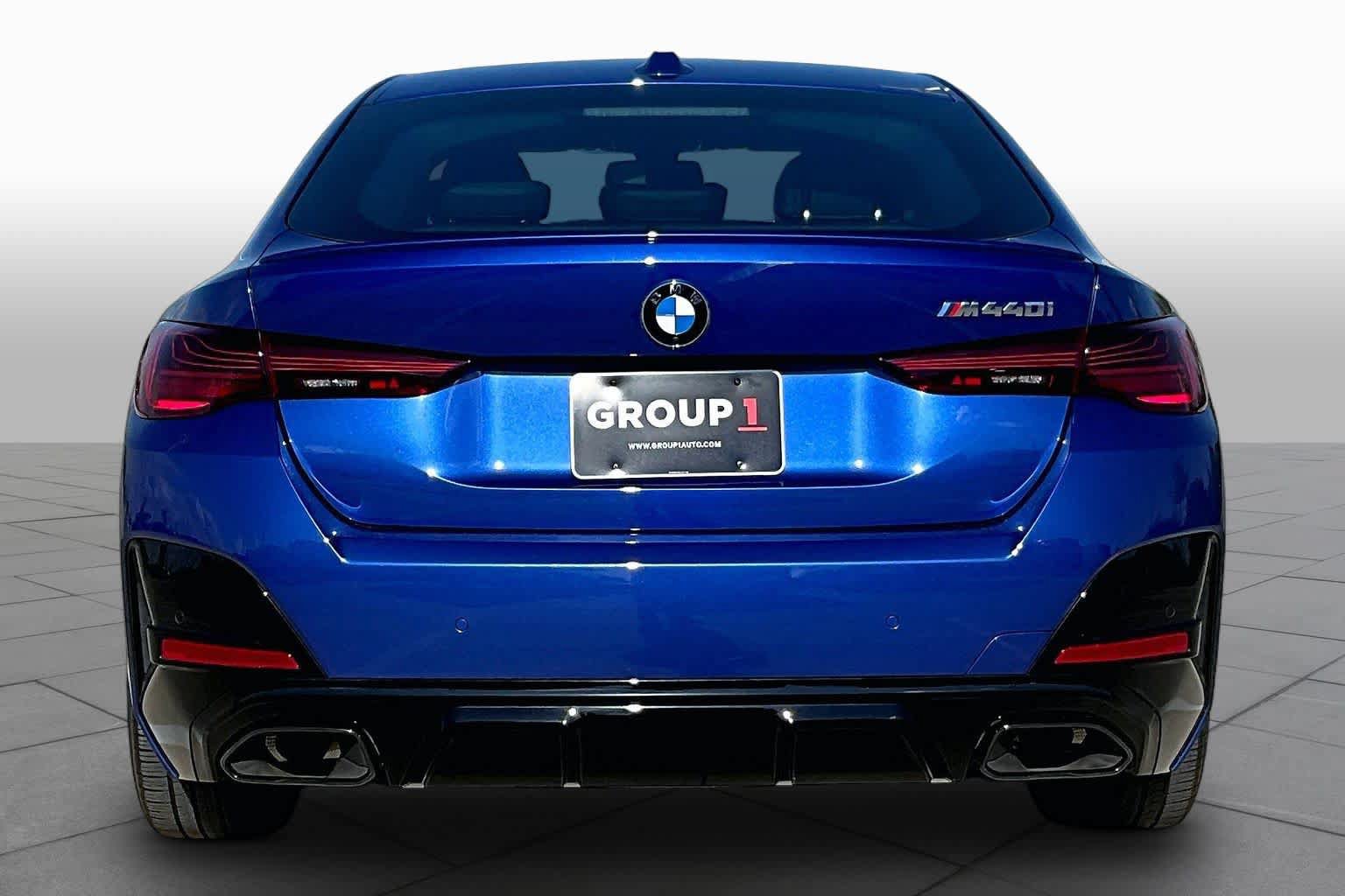 Used 2026 BMW M440i w/ Premium Package RWD image 4