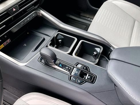Used 2025 Lexus TX 350 AWD w/ Technology Package image 16
