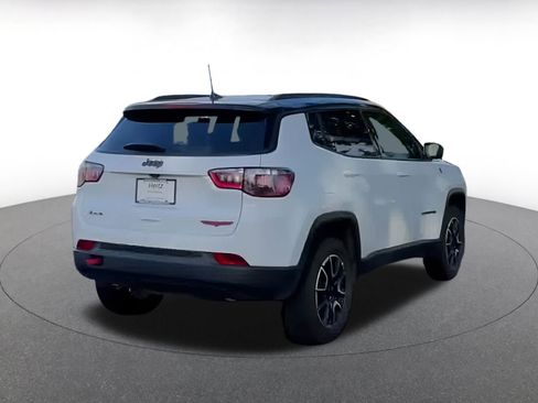 Used 2025 Jeep Compass Trailhawk image 10