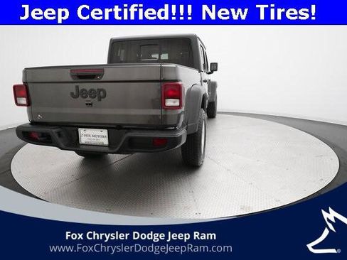 Certified 2023 Jeep Gladiator Sport image 34