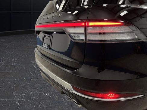 Used 2025 Lincoln Aviator Black Label image 37