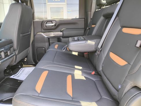 Used 2022 GMC Sierra 2500 AT4 w/ AT4 Preferred Package AWD/4WD image 26