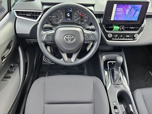 Used 2023 Toyota Corolla LE FWD image 11