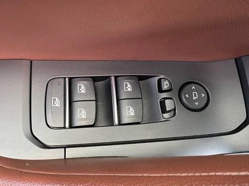 Used 2020 BMW X6 M50i AWD/4WD image 19