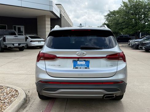 Used 2023 Hyundai Santa Fe SEL image 4