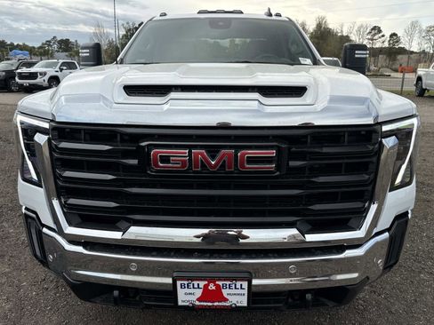 New 2026 GMC Sierra 2500 Pro w/ 1SA Pro Safety Plus Package AWD/4WD image 8