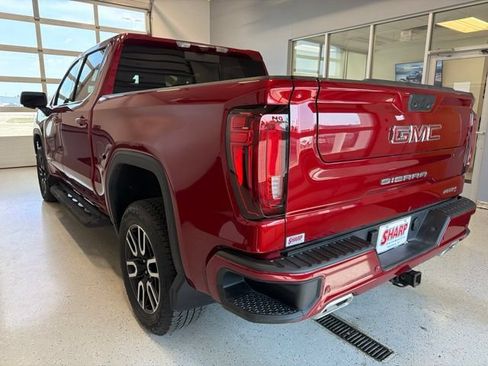 Used 2025 GMC Sierra 1500 AT4 w/ Technology Package AWD/4WD image 6