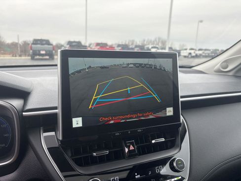 Used 2026 Toyota Corolla Cross XLE w/ Convenience Package image 24