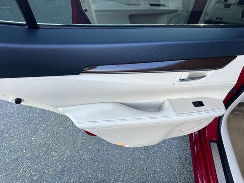 Used 2013 Lexus ES 350 w/ Luxury Pkg FWD image 19
