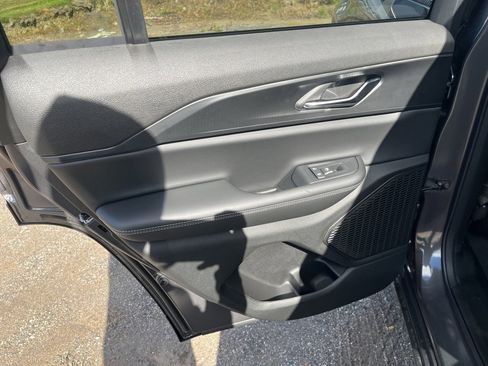 New 2025 Jeep Grand Cherokee Laredo X image 15