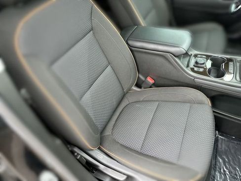 Certified 2023 GMC Acadia AT4 image 28