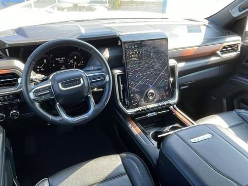 Used 2025 GMC Yukon XL Denali image 14