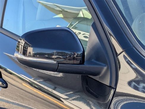 Used 2018 Volvo S60 T5 Dynamic w/ Protection Package image 17