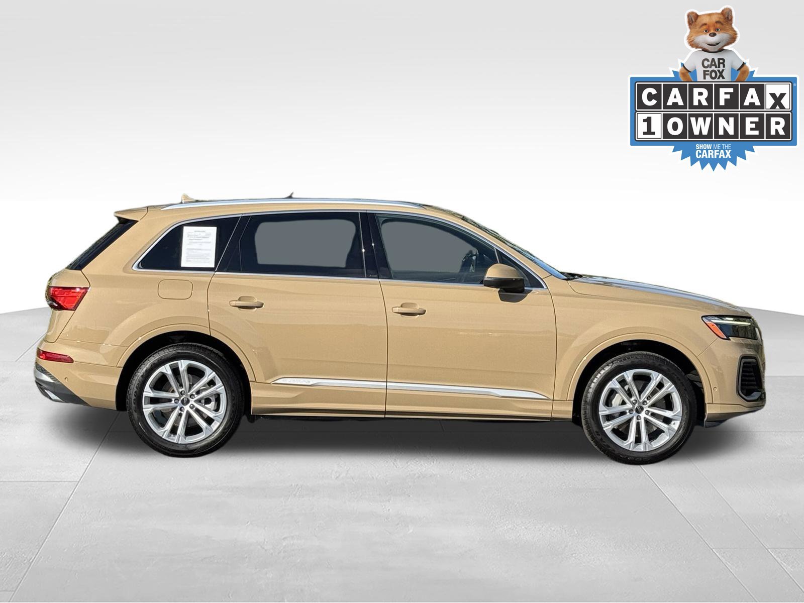 Used 2025 Audi Q7 3.0T Premium Plus AWD/4WD image 3