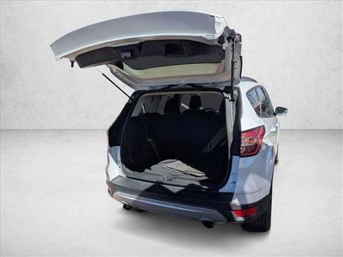 Used 2018 Ford Escape SE image 24