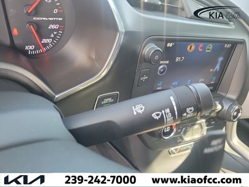 Used 2015 Chevrolet Corvette Stingray Coupe RWD image 28
