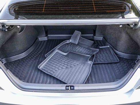 Used 2026 Toyota Camry XLE FWD image 26