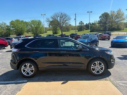 Used 2018 Ford Edge Titanium FWD image 5
