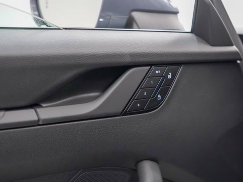 New 2026 Porsche 911 Carrera T image 18