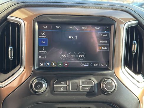 Used 2021 Chevrolet Silverado 2500 High Country w/ Z71 Off-Road Package image 10