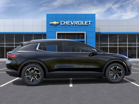 New 2026 Chevrolet Equinox EV LT image 47