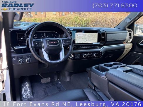 Used 2025 GMC Sierra 1500 SLT image 21