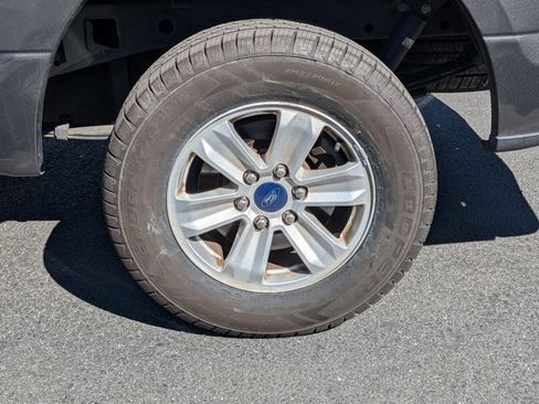 Used 2018 Ford F150 XLT image 17