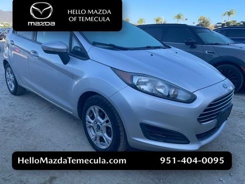Used 2014 Ford Fiesta SE FWD image 1
