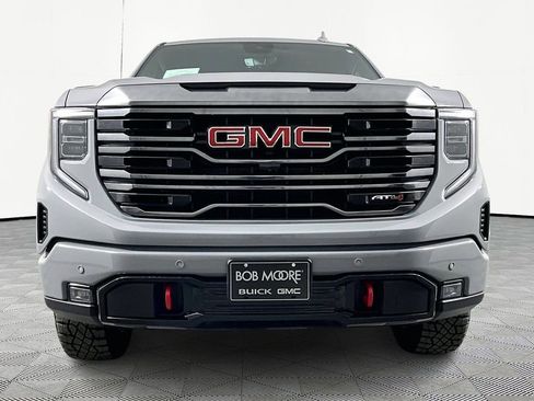 Used 2024 GMC Sierra 1500 AT4 w/ Technology Package image 2