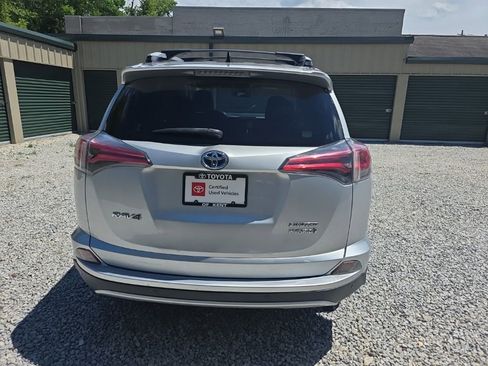 Used 2016 Toyota RAV4 Limited AWD/4WD image 5