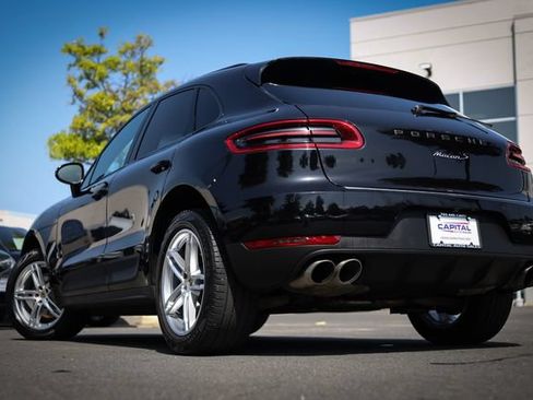 Used 2015 Porsche Macan S AWD/4WD image 2