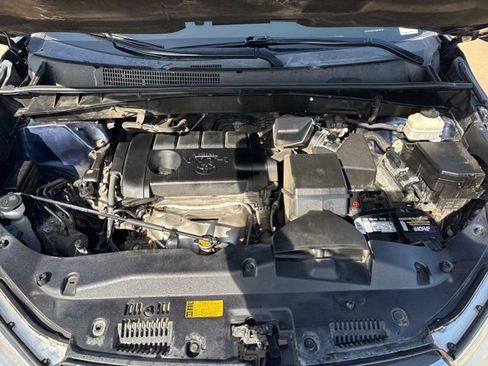 Used 2014 Toyota Highlander LE image 17