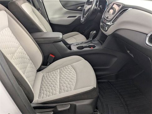 Used 2019 Chevrolet Equinox LT image 65