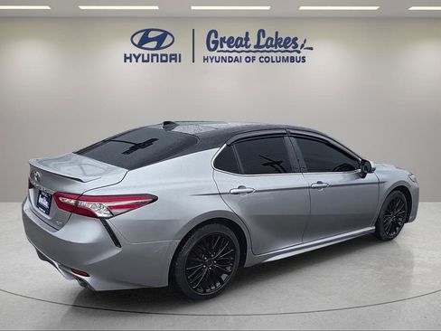 Used 2019 Toyota Camry XSE FWD image 5
