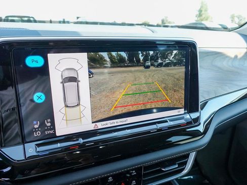 New 2026 Volkswagen Atlas SE image 22