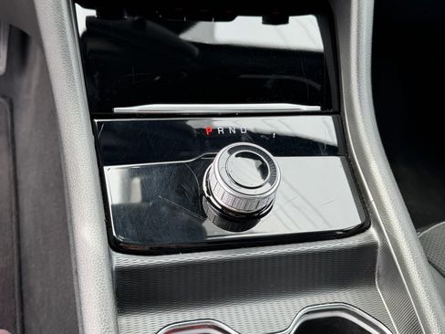 Used 2024 Jeep Grand Cherokee Altitude image 25