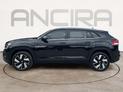Used 2024 Volkswagen Atlas Cross Sport SE image 7