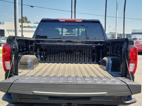 New 2026 GMC Sierra 1500 Elevation w/ Preferred Package AWD/4WD image 6