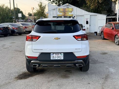 Used 2022 Chevrolet TrailBlazer ACTIV w/ Sun and Liftgate Package FWD image 5