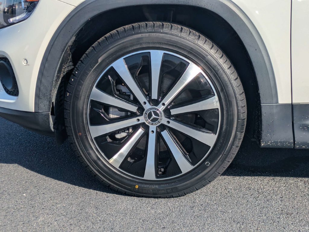 Used 2022 Mercedes-Benz GLB 250 image 12