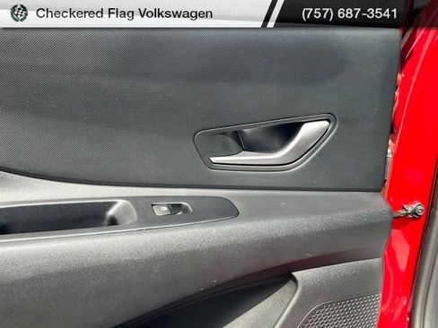 Used 2023 Hyundai Elantra SEL FWD image 23