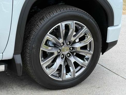 New 2026 GMC Sierra 1500 Denali AWD/4WD image 16