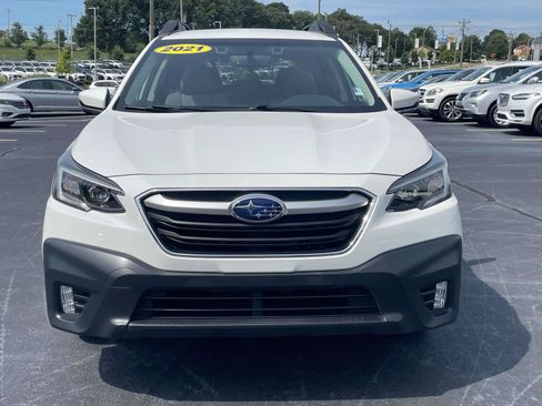 Used 2021 Subaru Outback Premium AWD/4WD image 2