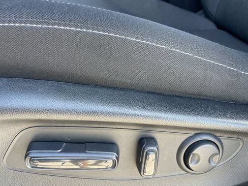 Used 2025 Honda CR-V EX image 25