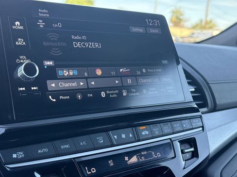 Used 2025 Honda Odyssey Sport-L image 21