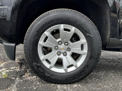 Used 2018 Chevrolet Colorado LT AWD/4WD image 9