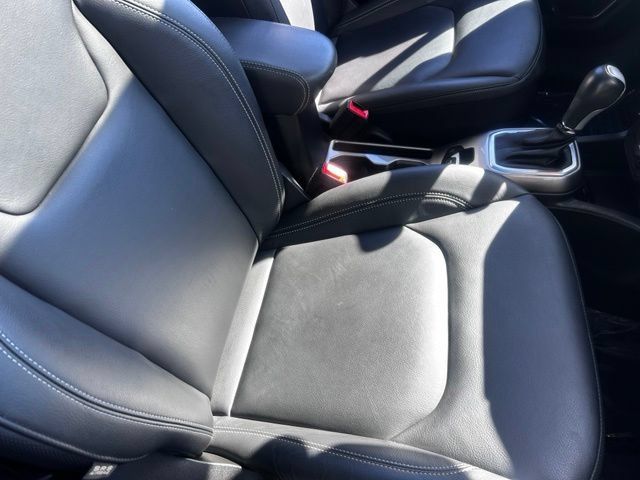 Used 2021 Jeep Renegade Limited w/ Sun & Sound Group AWD/4WD image 23